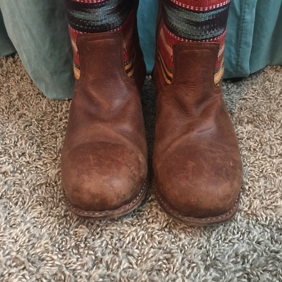 Teysha riding boots - Aztec print - Sz 8 - Picture 3 of 3